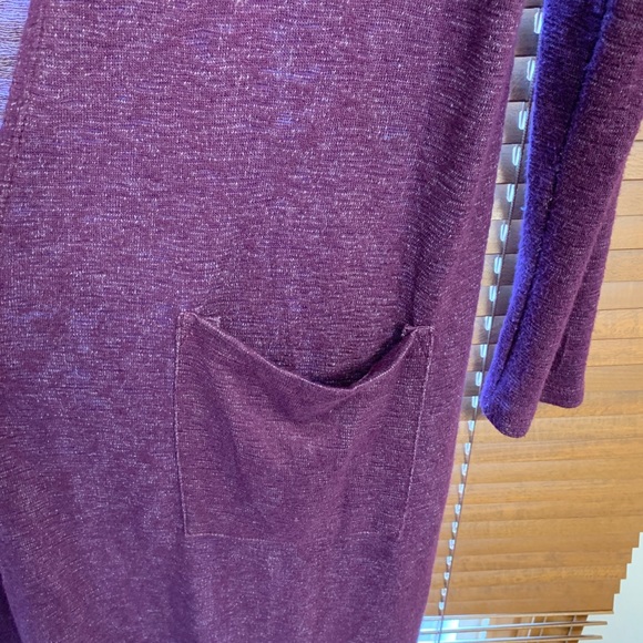 LuLaRoe long-sleeve cardigan sweater with pockets - Picture 3 of 3